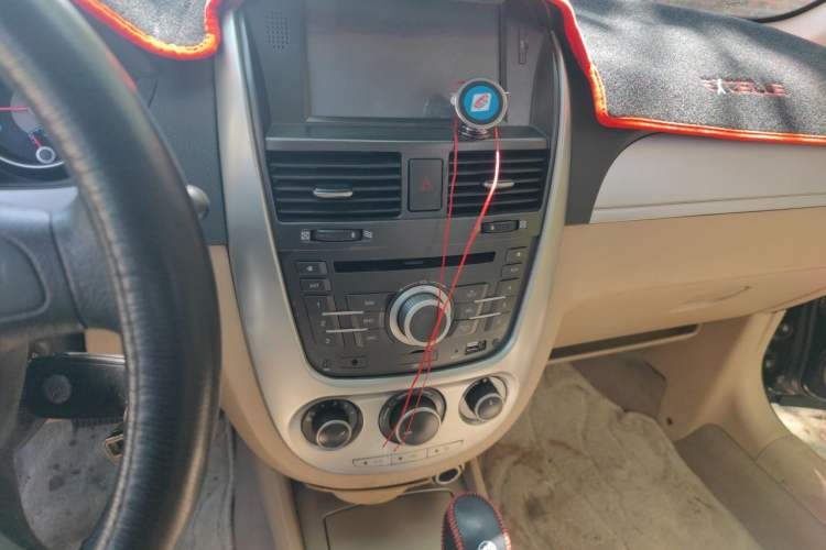 Used Buick Excelle 2013 1.5L Automatic Classic Model Audio And AC Panel