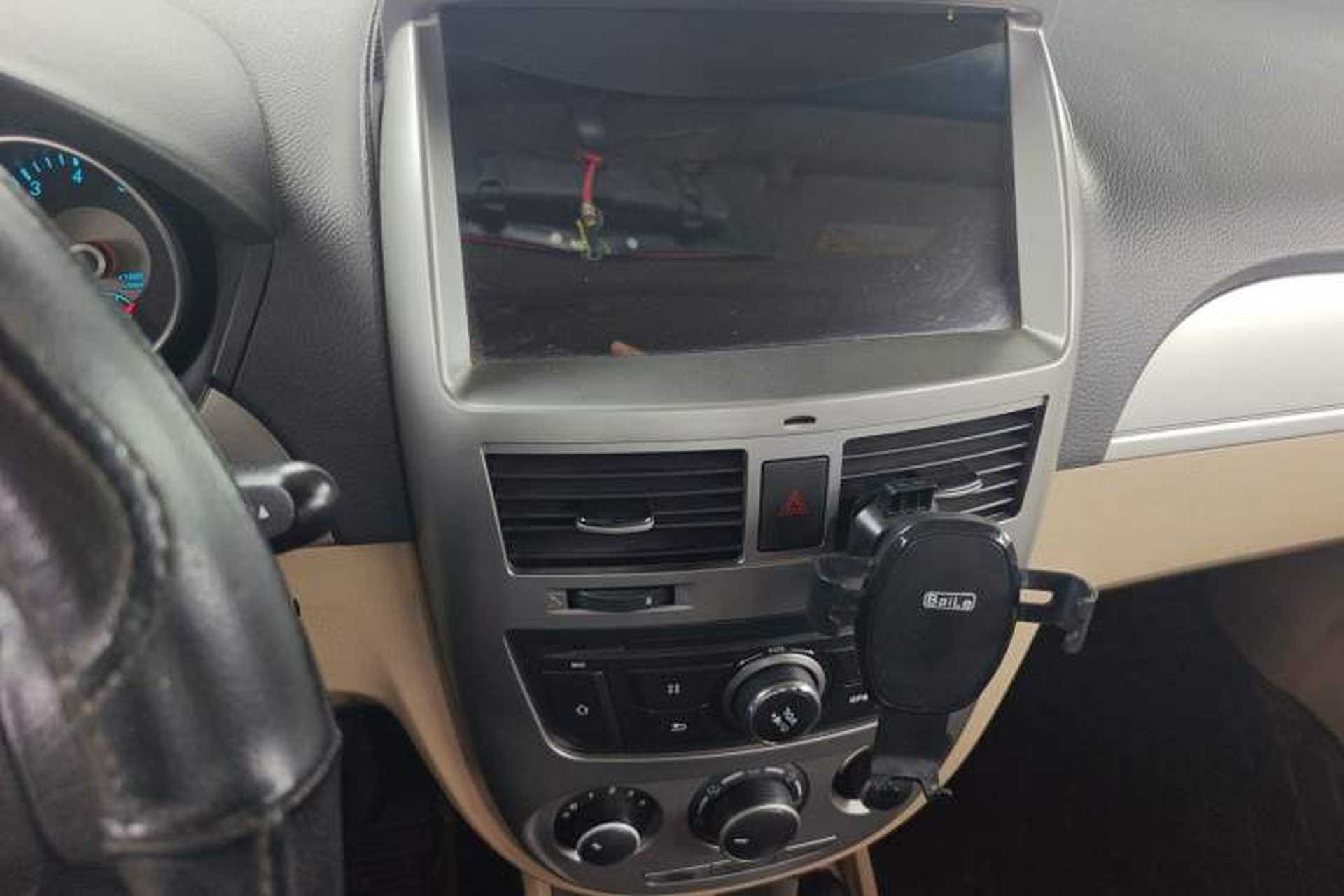 Used Buick Excelle 2013 1.5L Manual Classic Model Audio And AC Panel