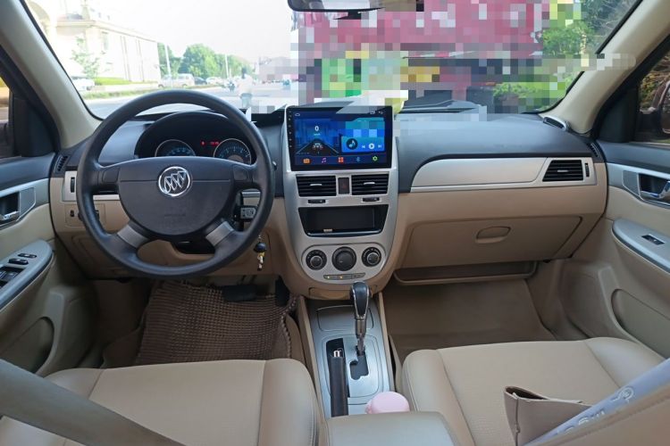 Used Buick Excelle 2013 1.5L Automatic Classic Model Center Console