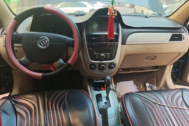 Used Buick Excelle 2013 1.5L Automatic Classic Model Center Console
