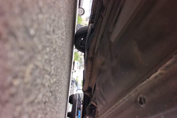Used Buick Excelle 2013 1.5L Automatic Classic Model Chassis Front Left