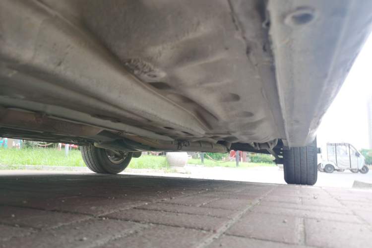 Used Buick Excelle 2013 1.5L Manual Classic Model Chassis Front Left