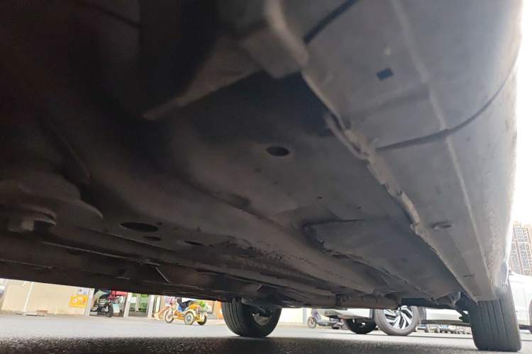 Used Buick Excelle 2013 1.5L Automatic Luxury Model Chassis Front Left