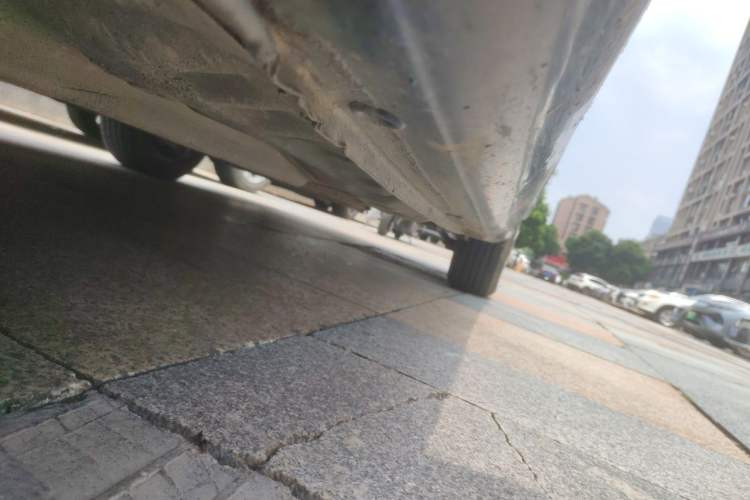 Used Buick Excelle 2013 1.5L Manual Classic Model Chassis Front Left