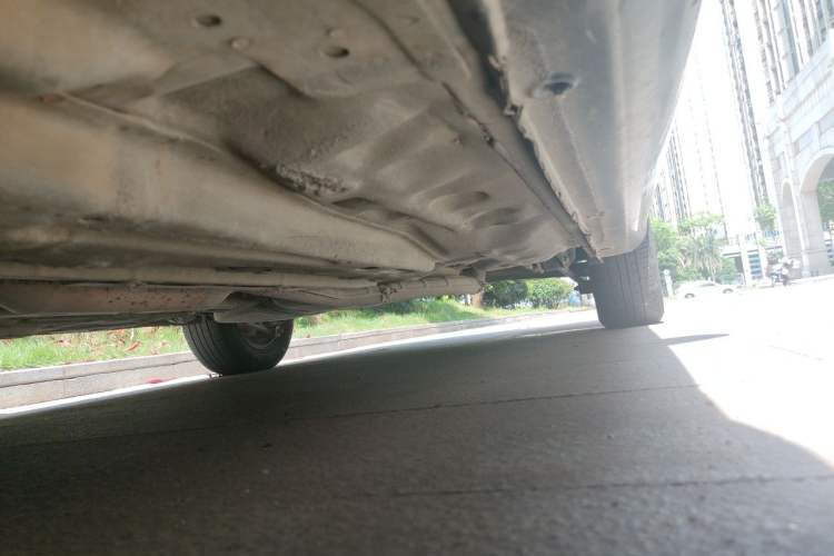 Used Buick Excelle 2013 1.5L Automatic Classic Model Chassis Front Left