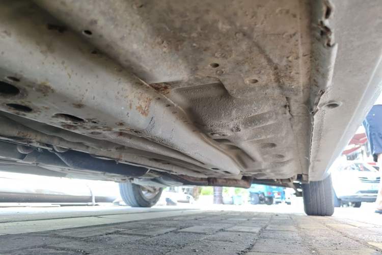 Used Buick Excelle 2013 1.5L Automatic Classic Model Chassis Front Left