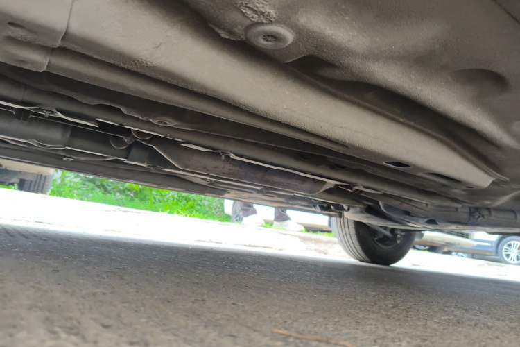 Used Buick Excelle 2013 1.5L Automatic Classic Model Chassis Front Left