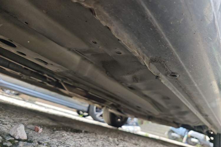 Used Buick Excelle 2013 1.5L Automatic Classic Model Chassis Front Left