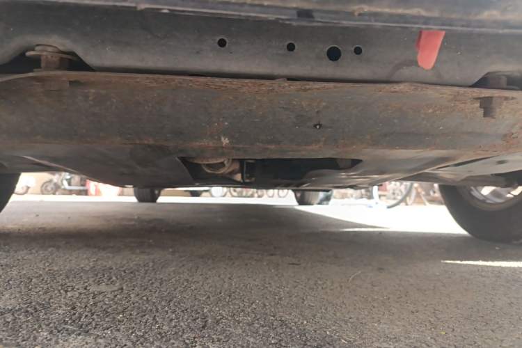 Used Buick Excelle 2013 1.5L Automatic Classic Model Chassis Front