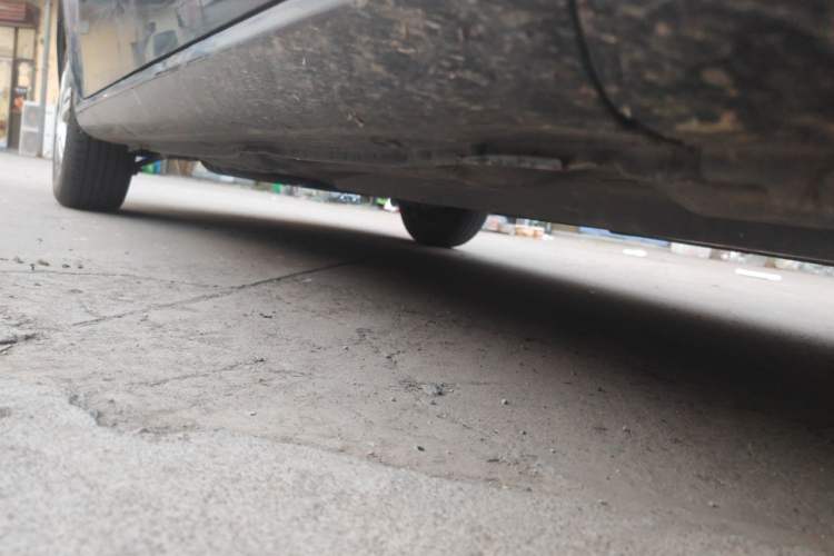 Used Buick Excelle 2013 1.5L Manual Classic Model Chassis Front Right