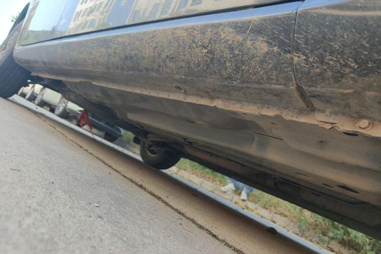 Used Buick Excelle 2013 1.5L Manual Classic Model Chassis Front Right
