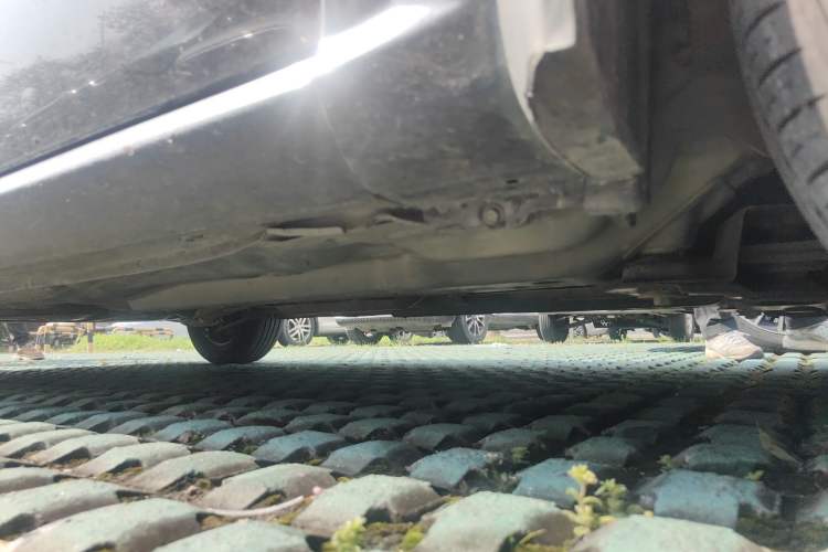 Used Buick Excelle 2013 1.5L Manual Classic Model Chassis Front Right