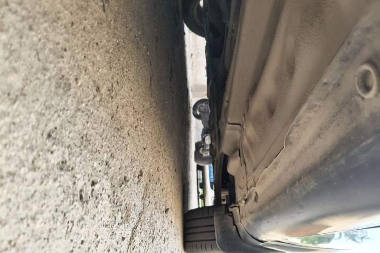Used Buick Excelle 2013 1.5L Automatic Luxury Model Chassis Front Right