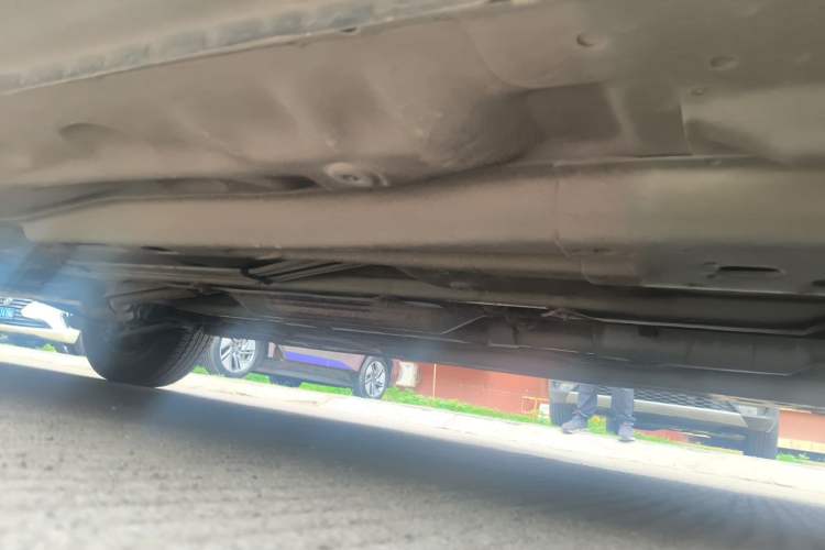 Used Buick Excelle 2013 1.5L Automatic Classic Model Chassis Front Right