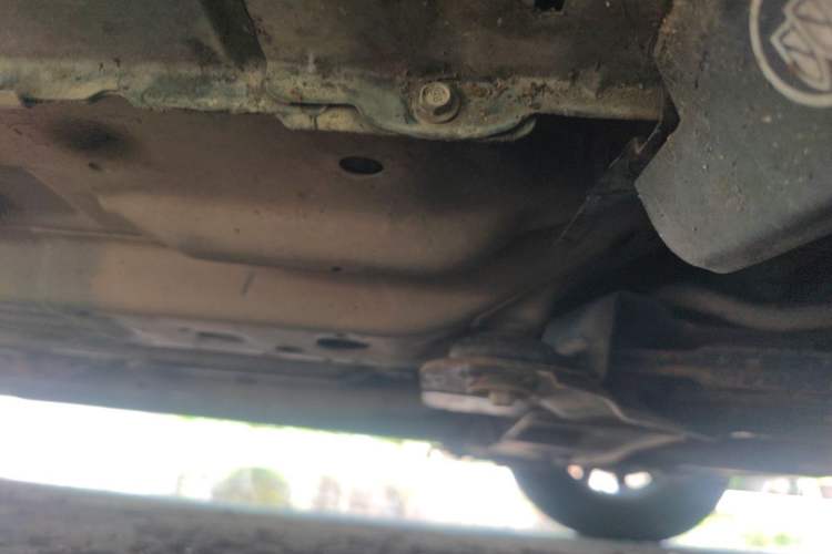 Used Buick Excelle 2013 1.5L Automatic Classic Model Chassis Front Right