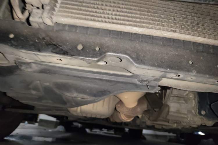 Used Buick Excelle 2013 1.5L Automatic Classic Model Chassis Front