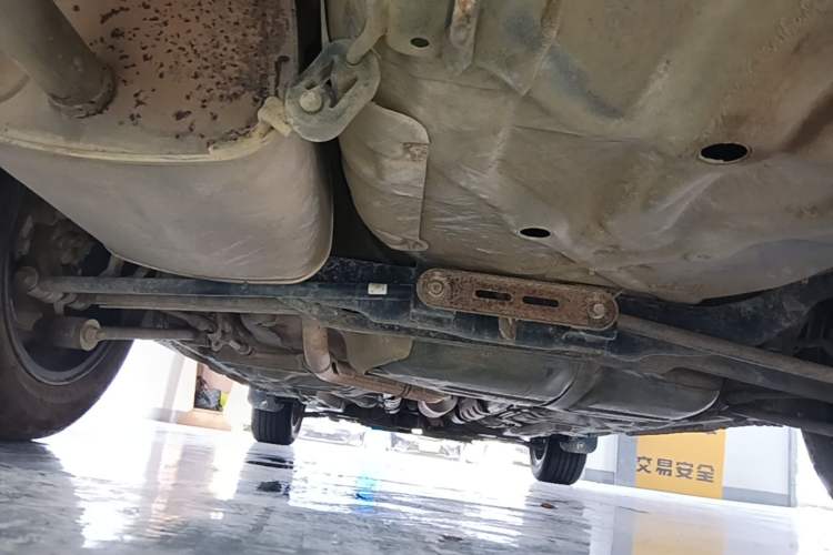Used Buick Excelle 2013 1.5L Manual Classic Model Chassis Rear