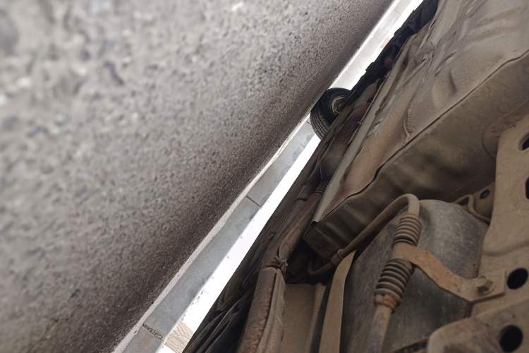 Used Buick Excelle 2013 1.5L Automatic Classic Model Chassis Rear Left