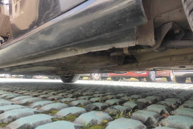 Used Buick Excelle 2013 1.5L Manual Classic Model Chassis Rear Left
