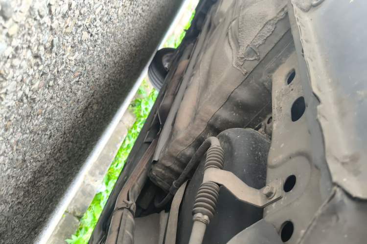 Used Buick Excelle 2013 1.5L Manual Luxury Model Chassis Rear Left