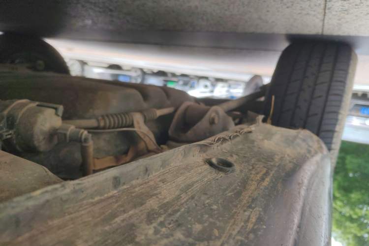 Used Buick Excelle 2013 1.5L Manual Classic Model Chassis Rear Right