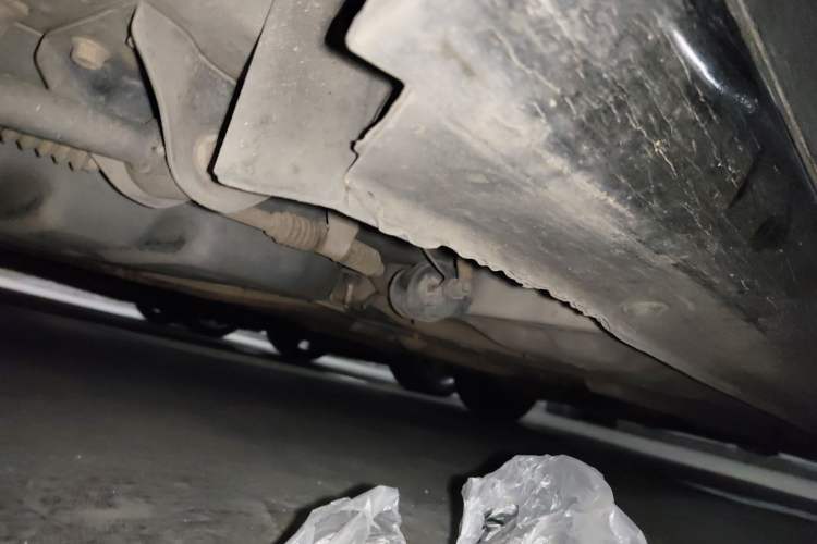 Used Buick Excelle 2013 1.5L Automatic Classic Model Chassis Rear Right
