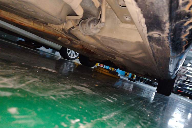Used Buick Excelle 2013 1.5L Manual Classic Model Chassis Rear Right