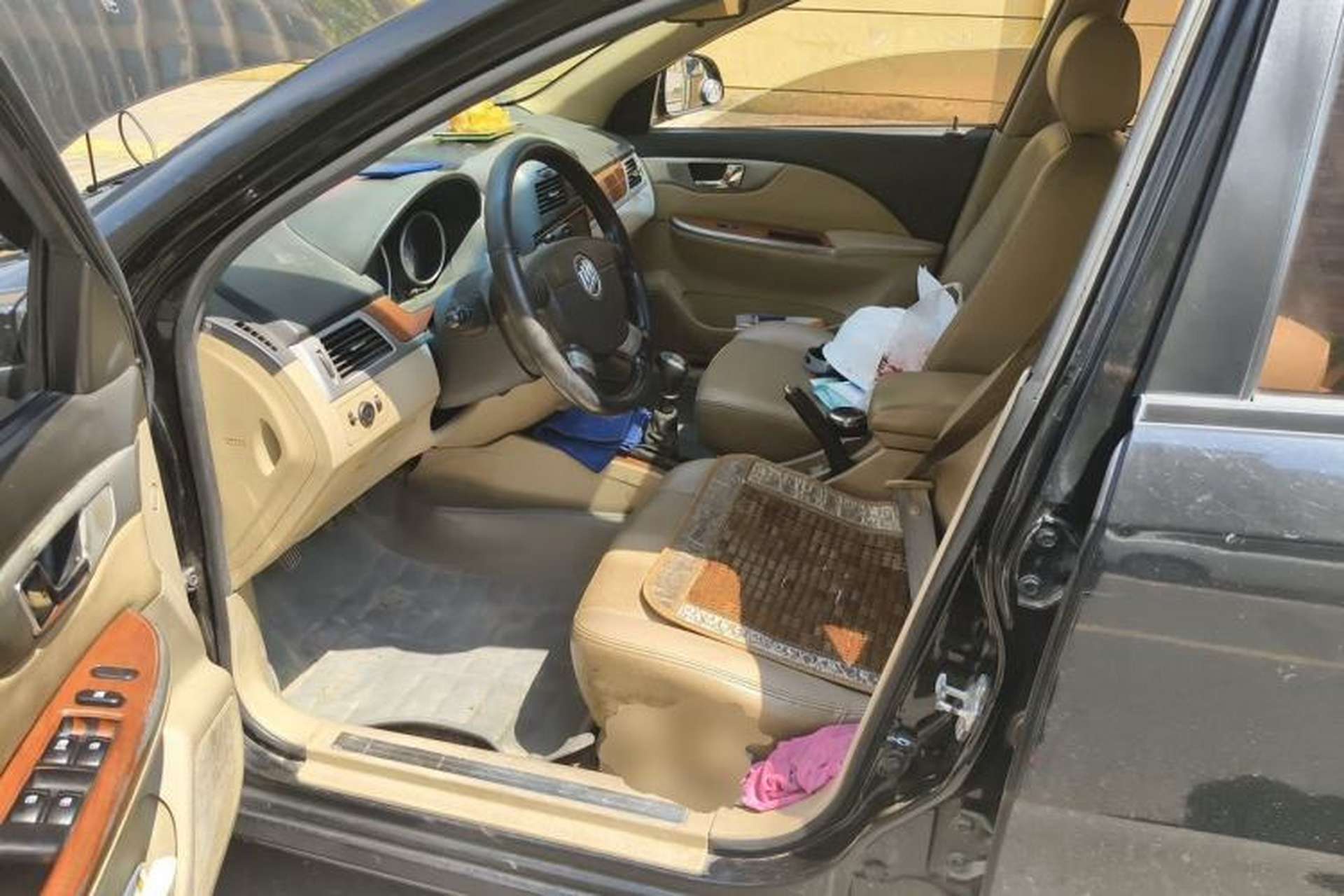 Used Buick Excelle 2013 1.5L Manual Luxury Model Driver Seat