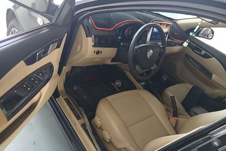 Used Buick Excelle 2013 1.5L Manual Classic Model Driver Seat