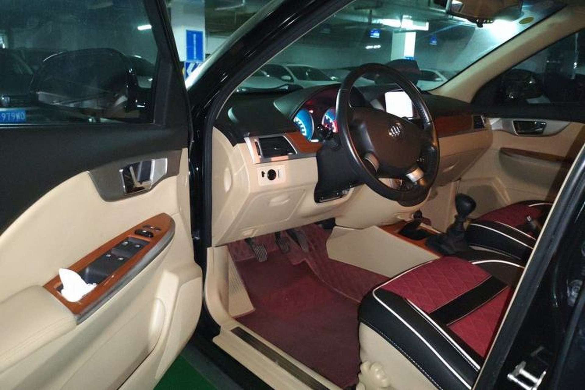 Used Buick Excelle 2013 1.5L Manual Luxury Model Driver Seat