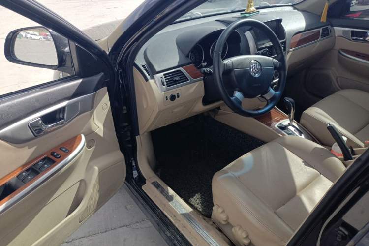 Used Buick Excelle 2013 1.5L Automatic Luxury Model Driver Seat