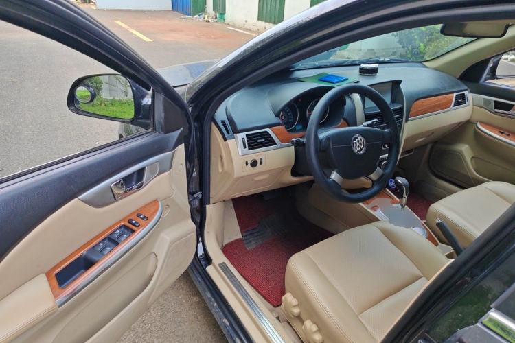 Used Buick Excelle 2013 1.5L Automatic Luxury Model Driver Seat