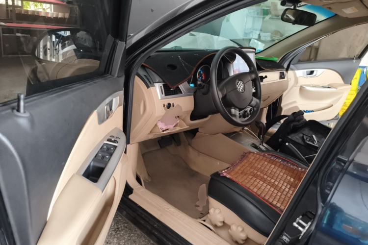 Used Buick Excelle 2013 1.5L Automatic Classic Model Driver Seat