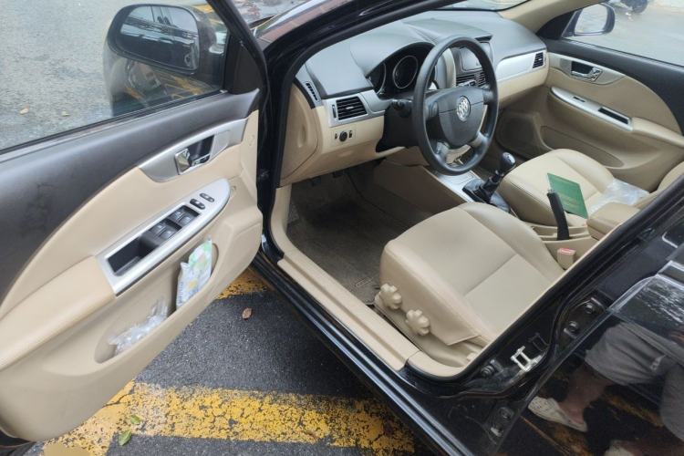 Used Buick Excelle 2013 1.5L Manual Classic Model Driver Seat