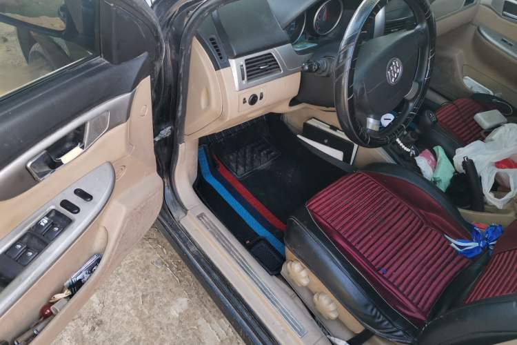 Used Buick Excelle 2013 1.5L Manual Classic Model Driver Seat