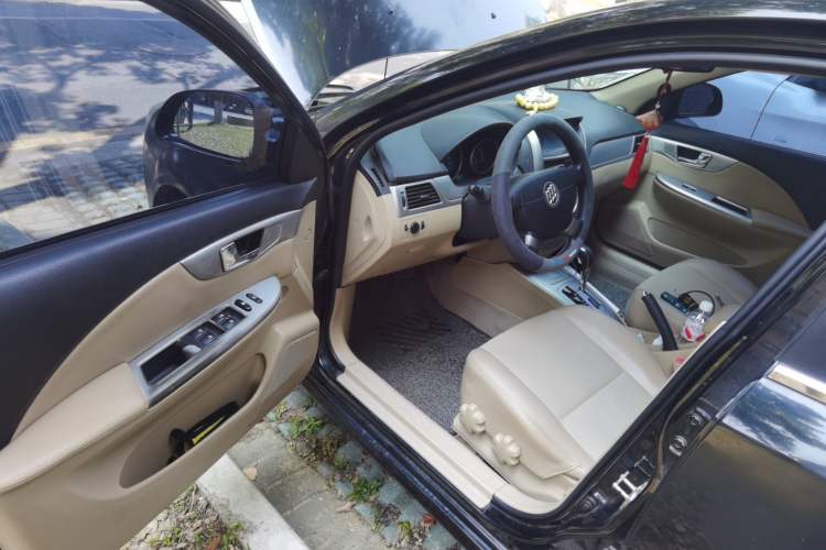 Used Buick Excelle 2013 1.5L Automatic Classic Model Driver Seat