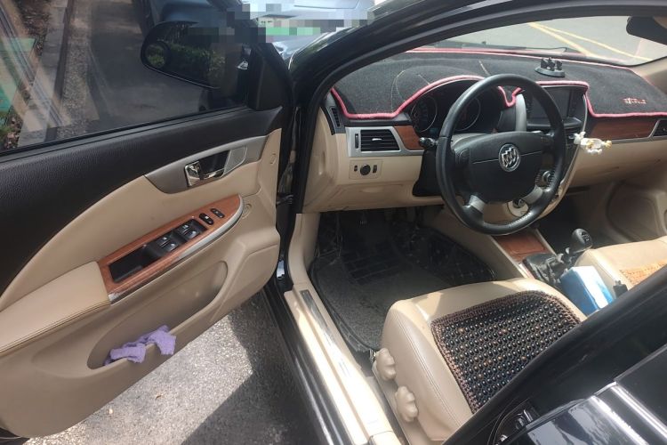 Used Buick Excelle 2013 1.5L Manual Luxury Model Driver Seat