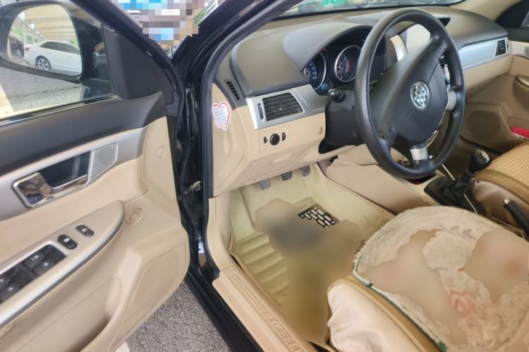 Used Buick Excelle 2013 1.5L Manual Classic Model Driver Seat
