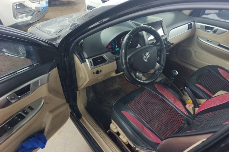 Used Buick Excelle 2013 1.5L Manual Classic Model Driver Seat