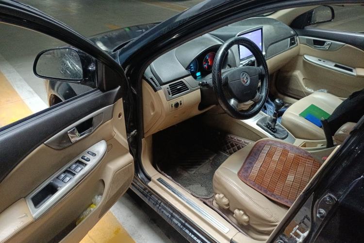 Used Buick Excelle 2013 1.5L Manual Classic Model Driver Seat