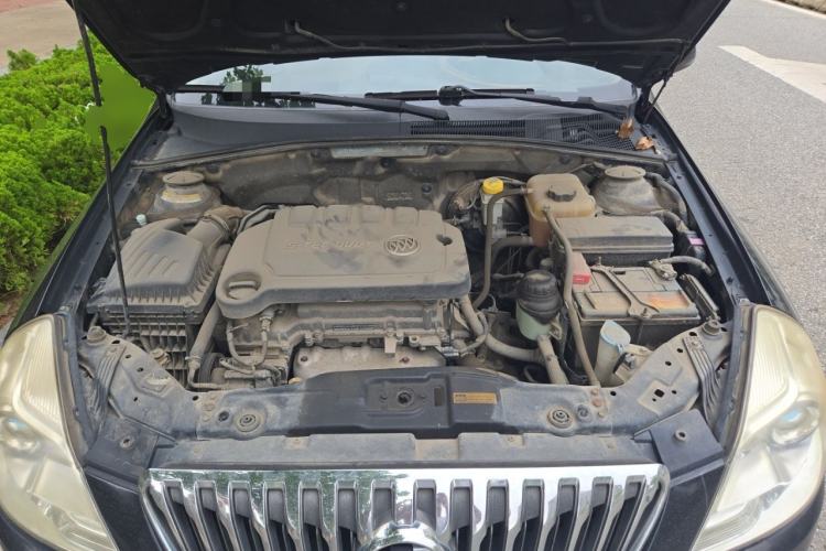 Used Buick Excelle 2013 1.5L Automatic Classic Model Engine Bay
