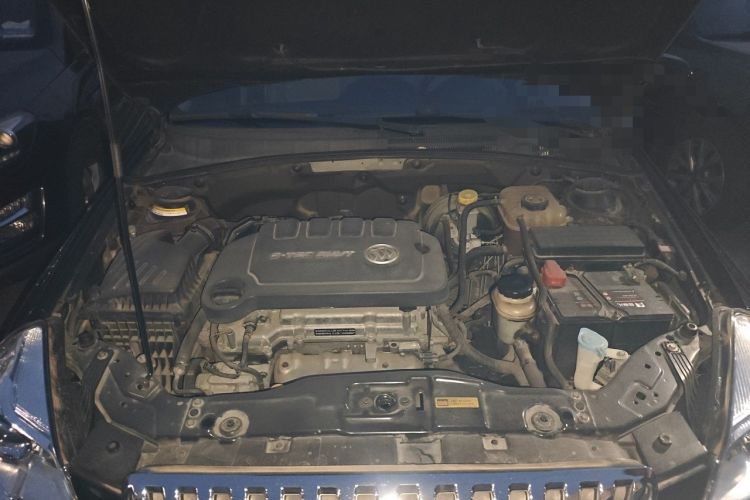 Used Buick Excelle 2013 1.5L Manual Luxury Model Engine Bay