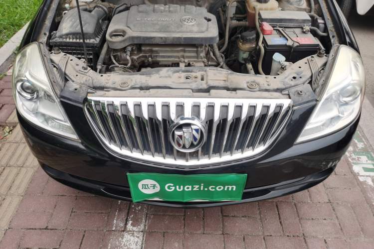 Used Buick Excelle 2013 1.5L Manual Classic Model Engine Bay