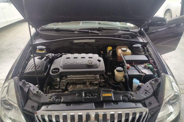Used Buick Excelle 2013 1.5L Automatic Classic Model Engine Bay