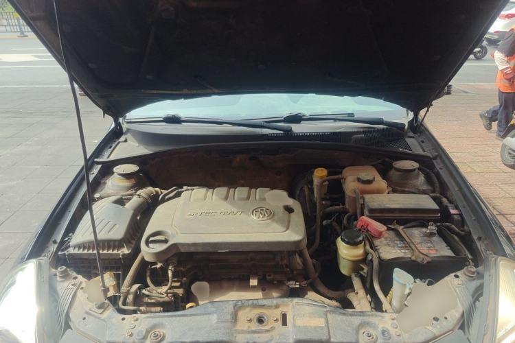 Used Buick Excelle 2013 1.5L Manual Luxury Model Engine Bay