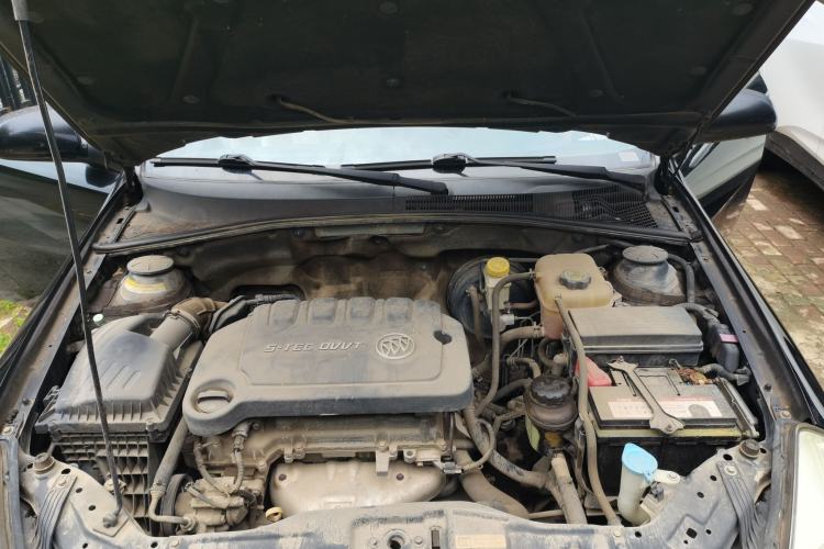 Used Buick Excelle 2013 1.5L Manual Classic Model Engine Bay