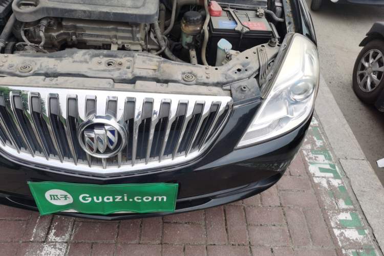 Used Buick Excelle 2013 1.5L Manual Classic Model Engine Bay Left