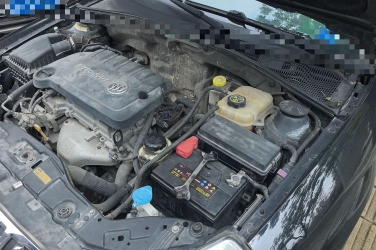 Used Buick Excelle 2013 1.5L Manual Classic Model Engine Bay Left