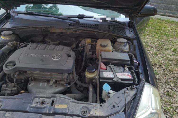 Used Buick Excelle 2013 1.5L Automatic Classic Model Engine Bay Left