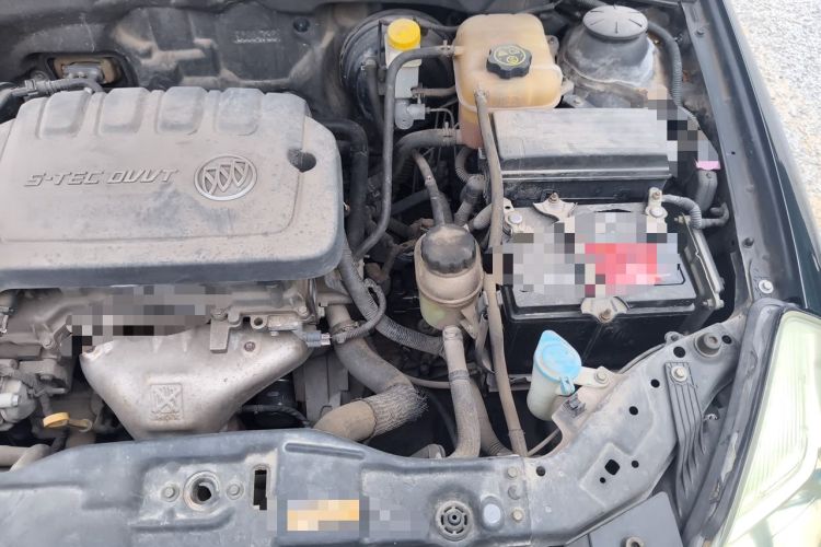 Used Buick Excelle 2013 1.5L Manual Luxury Model Engine Bay Left